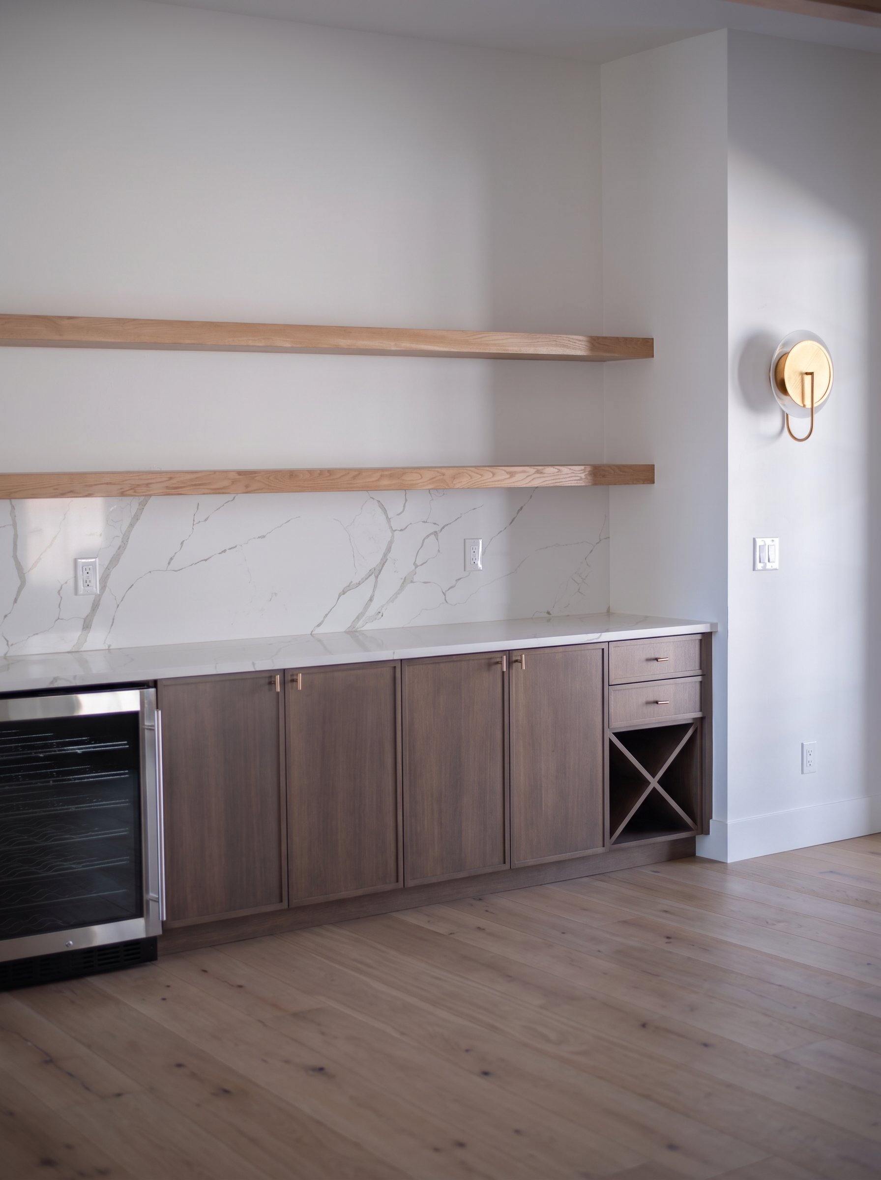 Wet Bar Lounge before staging